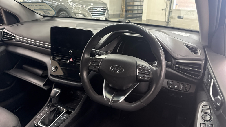 Hyundai IONIQ 1.6 GDi Hybrid Premium SE 5dr DCT Hybrid Hatchback